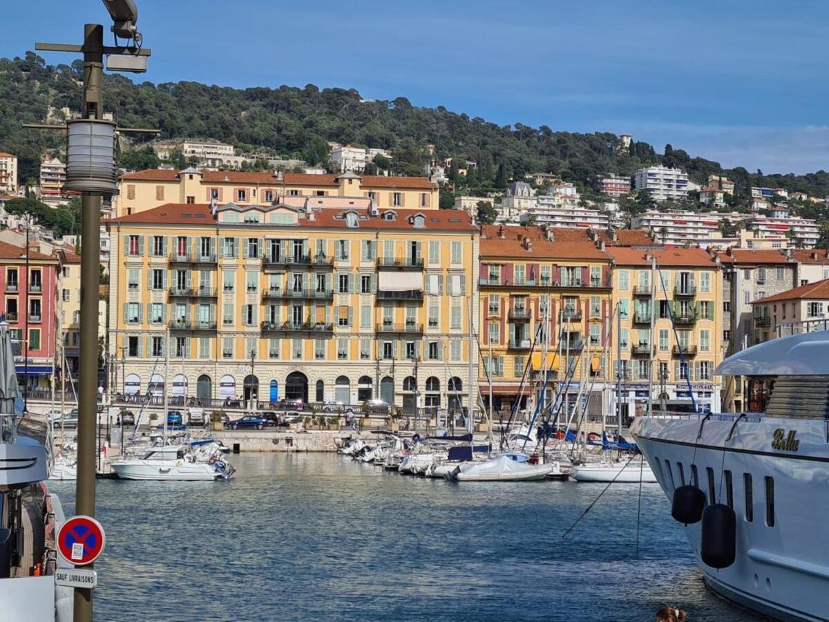 A Proximite Du Port De Appartamento Nizza